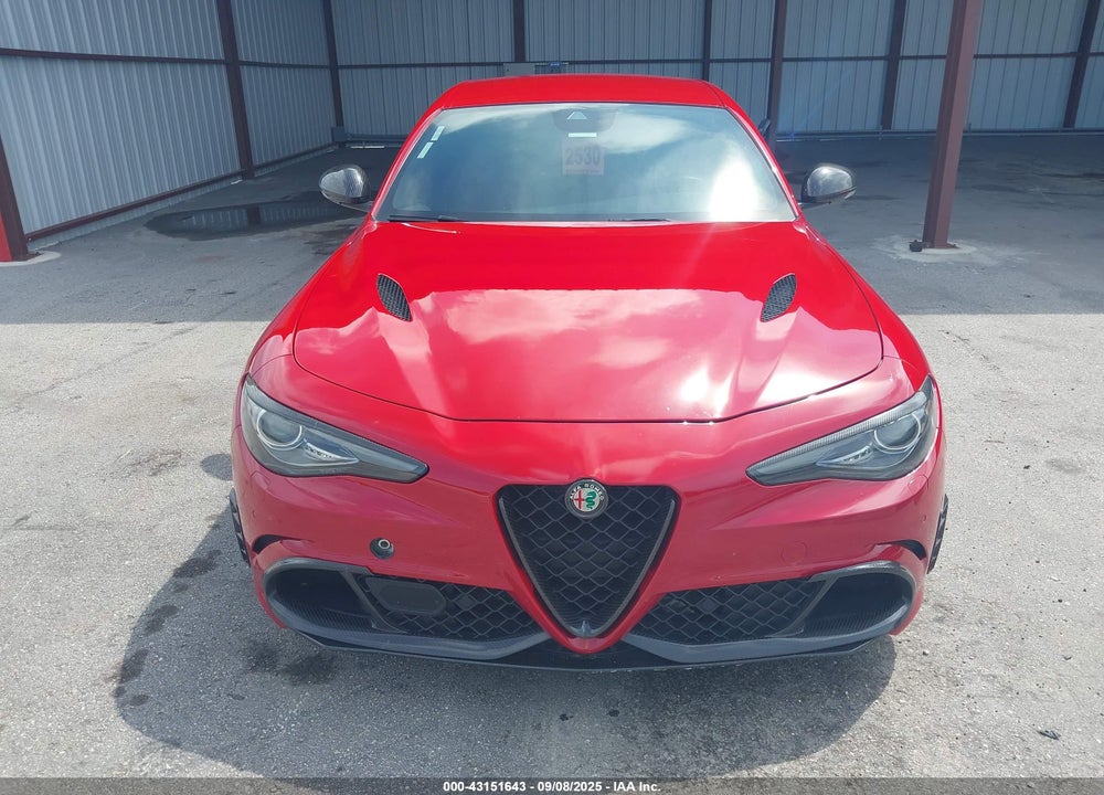 2017 ALFA ROMEO GIULIA VIN: ZARFAEAV3H7552809