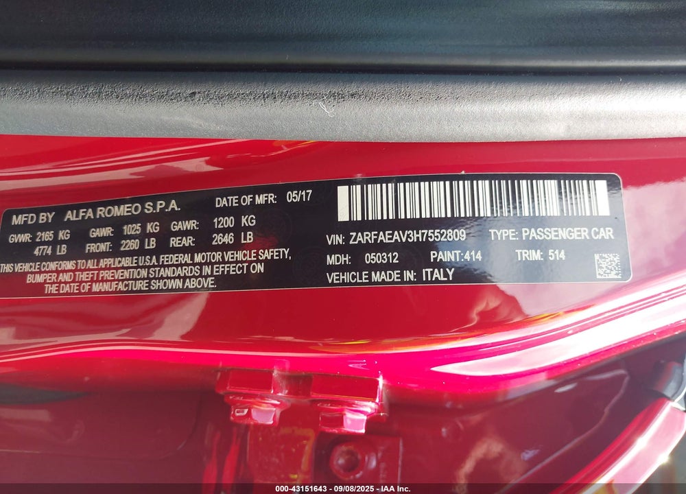 2017 ALFA ROMEO GIULIA VIN: ZARFAEAV3H7552809