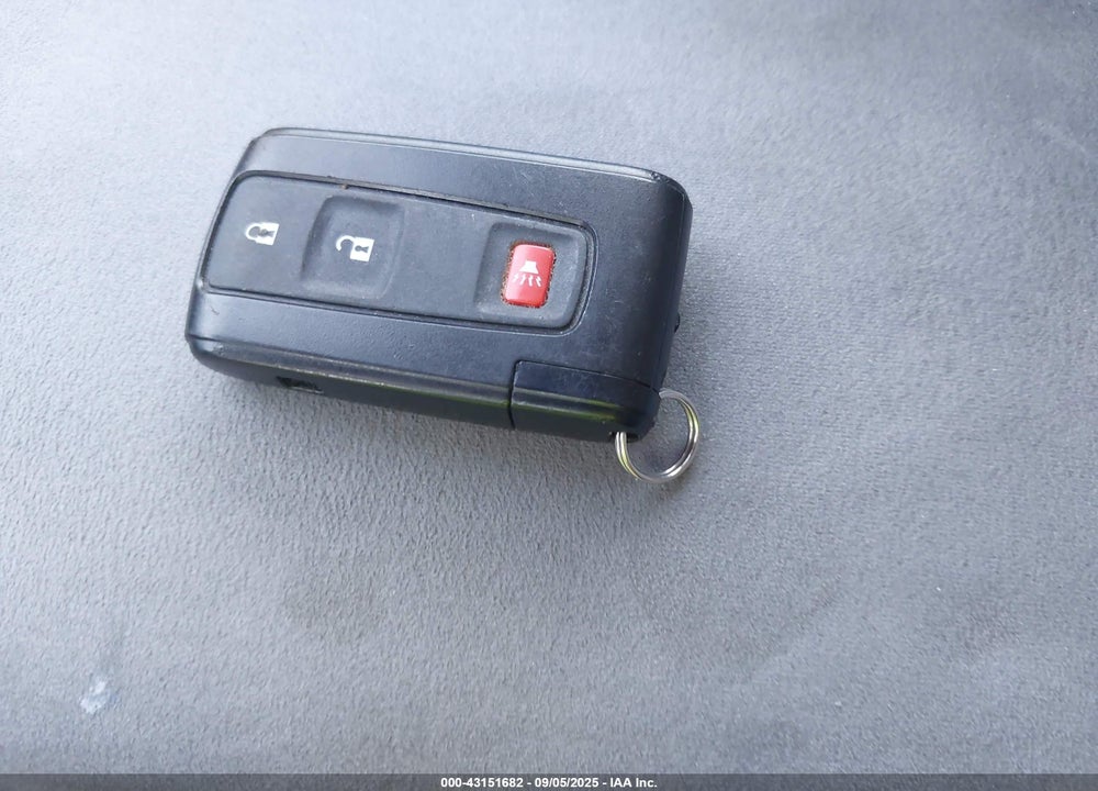2007 TOYOTA PRIUS VIN: JTDKB20U477653448