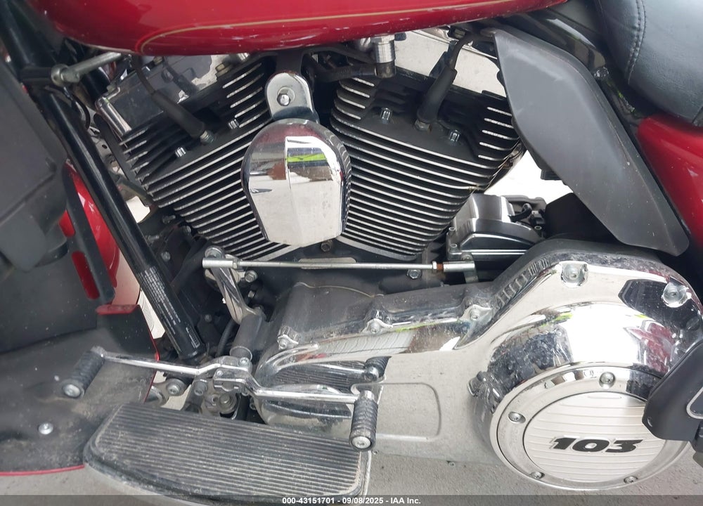 2013 HARLEY-DAVIDSON FLHTCU ULTRA CLASSIC ELECTRA GLD VIN: 1HD1FCM1XDB660739
