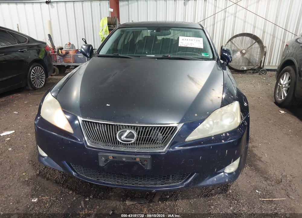 2007 LEXUS IS 250 VIN: JTHCK262175010950