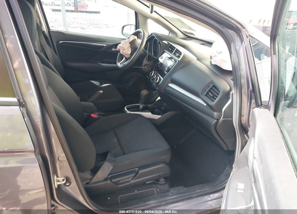 2019 HONDA FIT LX VIN: 3HGGK5H47KM744631