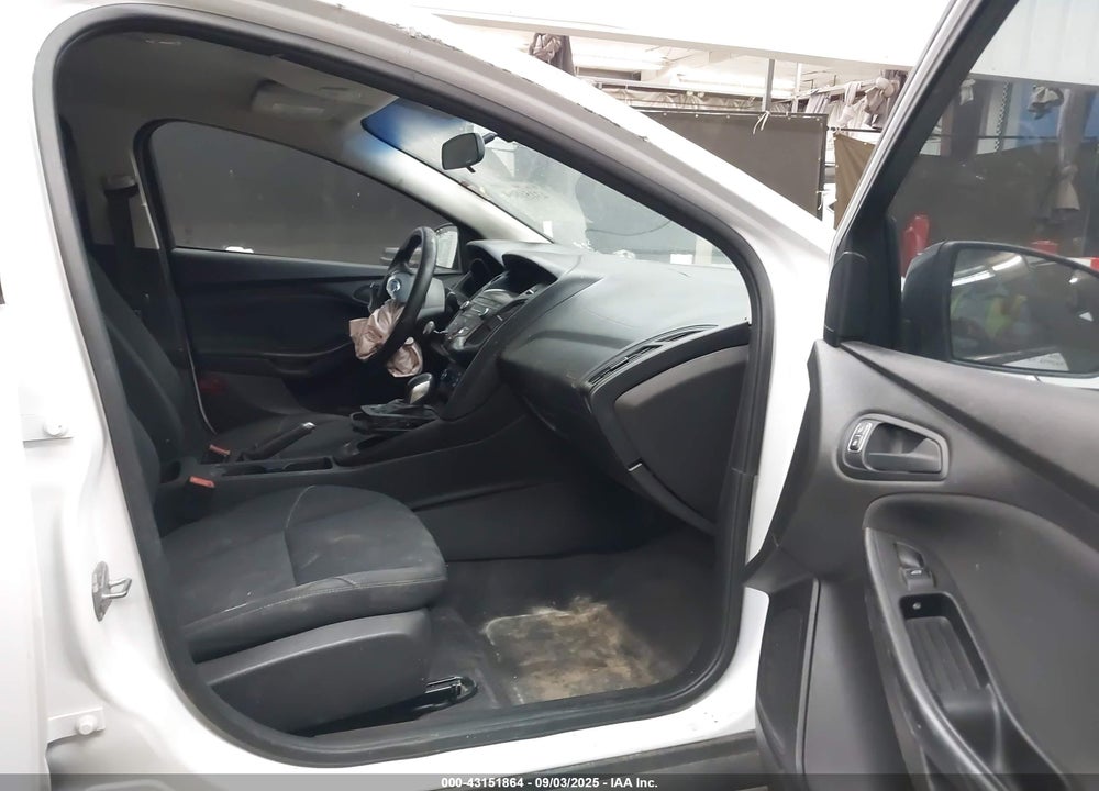 2018 FORD FOCUS VIN: 1FADP3E26JL287939