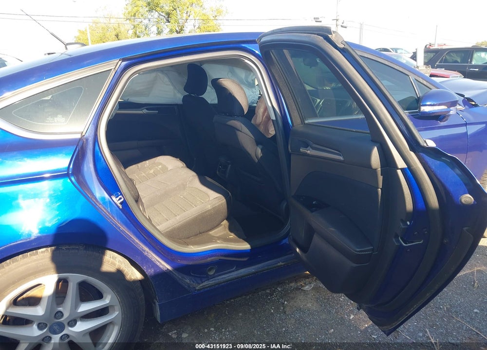 2015 FORD FUSION SE VIN: 3FA6P0HD6FR197008