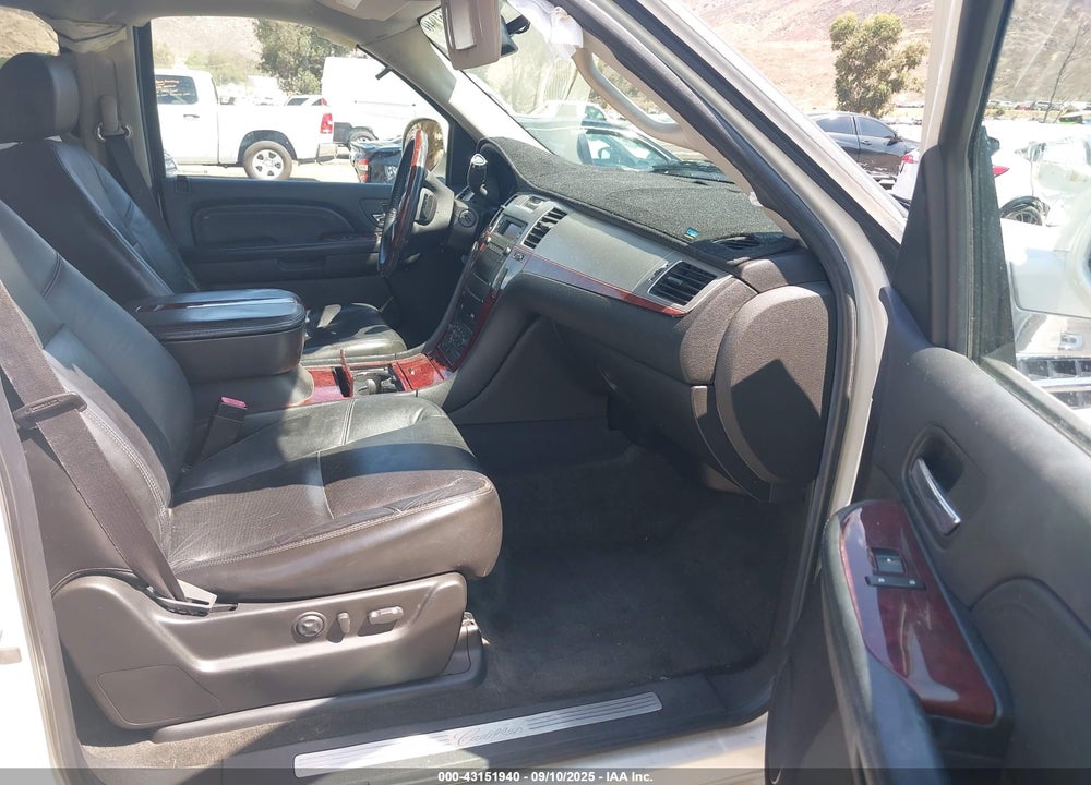 2008 CADILLAC ESCALADE STANDARD VIN: 1GYFK63878R168471