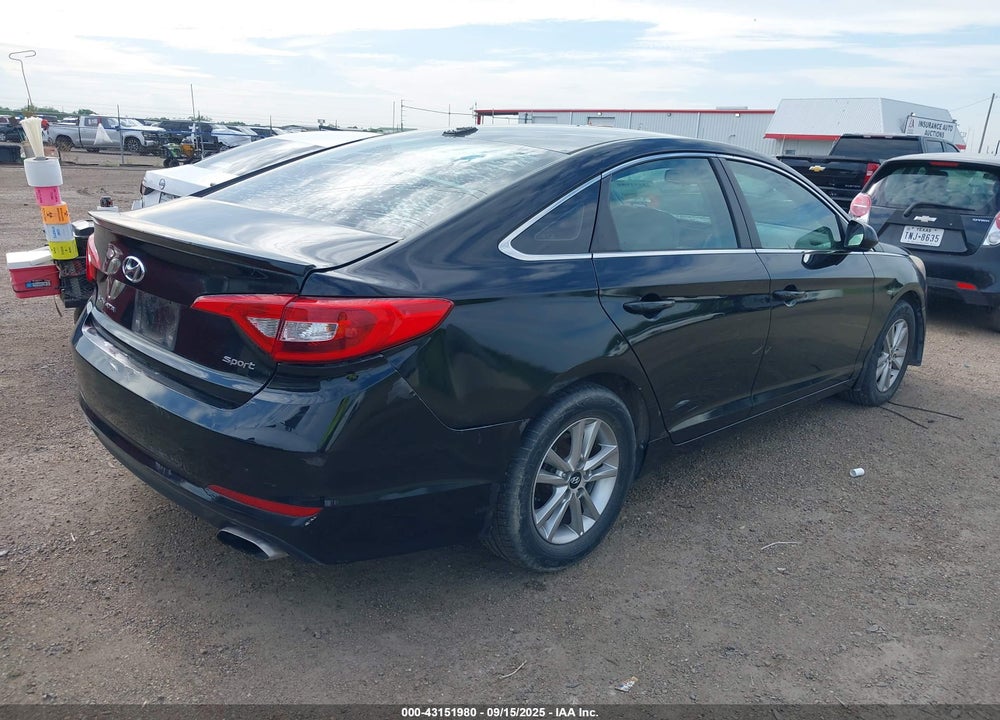 2017 HYUNDAI SONATA VIN: 5NPE24AF1HH477688