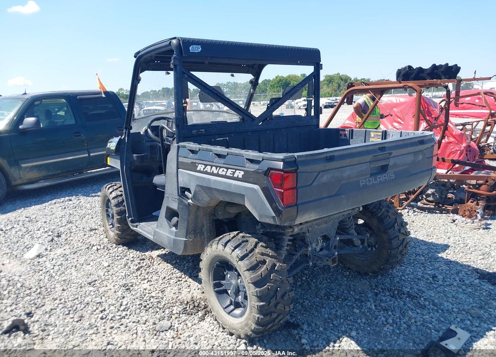 2023 POLARIS RANGER XP 1000 PREMIUM VIN: 4XARRE999P8100449