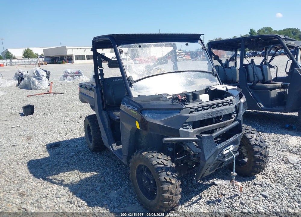 2023 POLARIS RANGER XP 1000 PREMIUM VIN: 4XARRE999P8100449