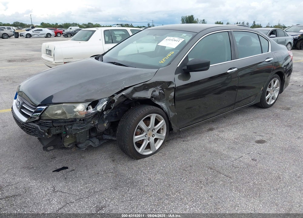 2013 HONDA ACCORD VIN: 1HGCR2F34DA062700