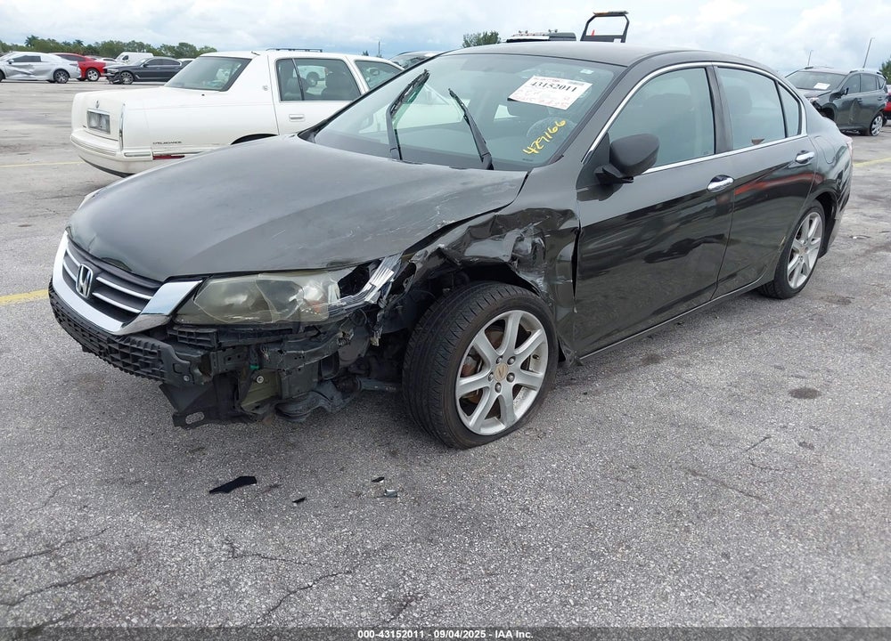 2013 HONDA ACCORD VIN: 1HGCR2F34DA062700