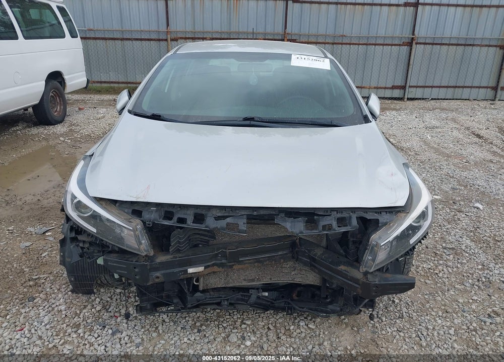 2017 KIA FORTE VIN: KNAFK5A81H5669587