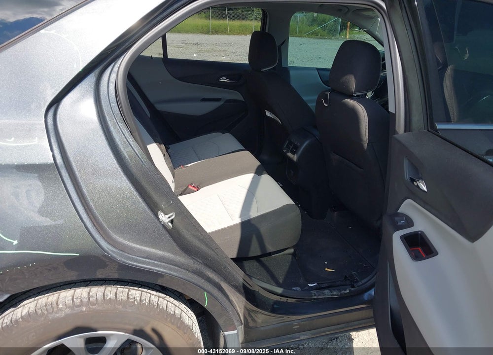 2018 CHEVROLET EQUINOX LT VIN: 2GNAXJEV6J6339355