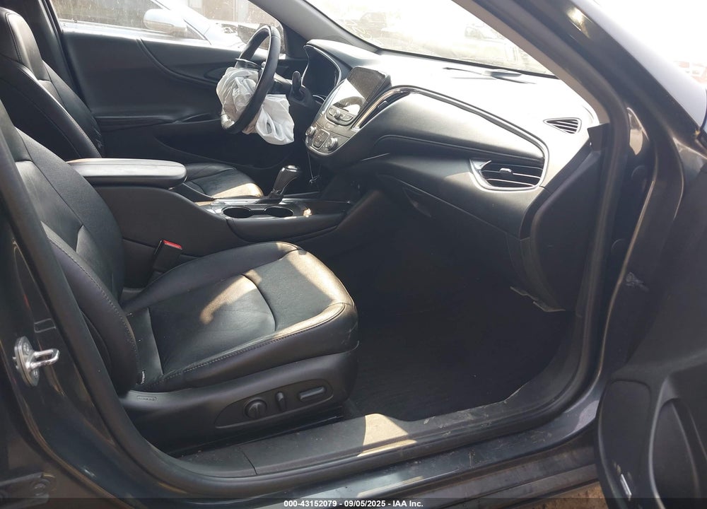 2016 CHEVROLET MALIBU VIN: 1G1ZE5ST8GF285298