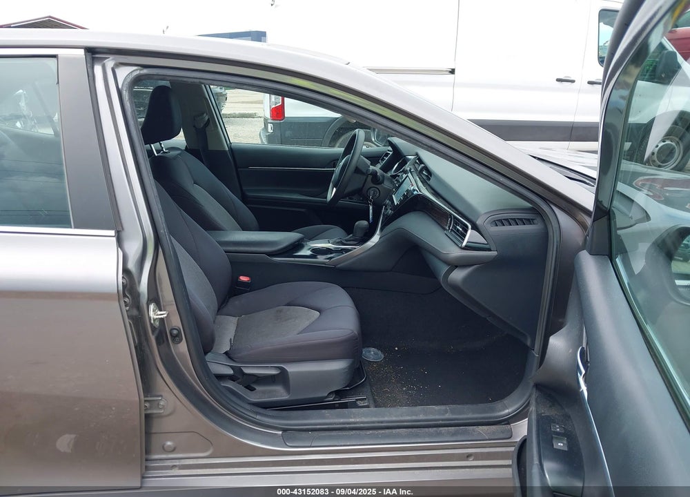2019 TOYOTA CAMRY VIN: 4T1B11HK7KU258282