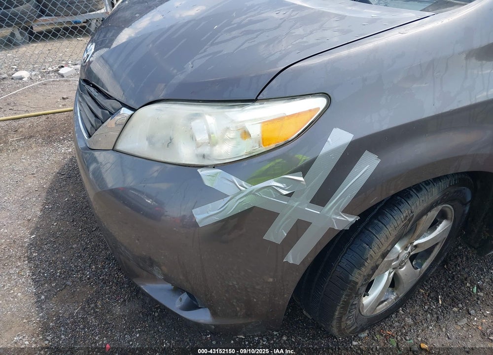 2013 TOYOTA SIENNA VIN: 5TDKK3DC5DS355368