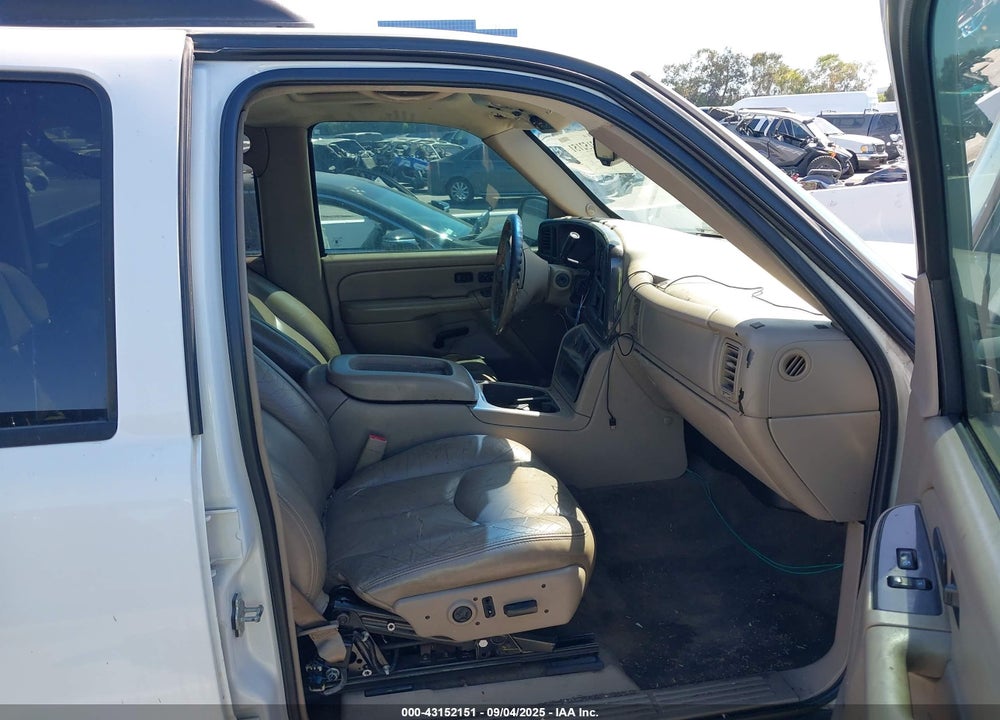 2006 CHEVROLET SUBURBAN 1500 LTZ VIN: 3GNFK16UX6G118072