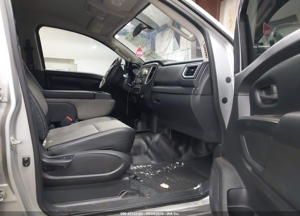 2016 NISSAN TITAN VIN: 1N6BA1F11GN517524