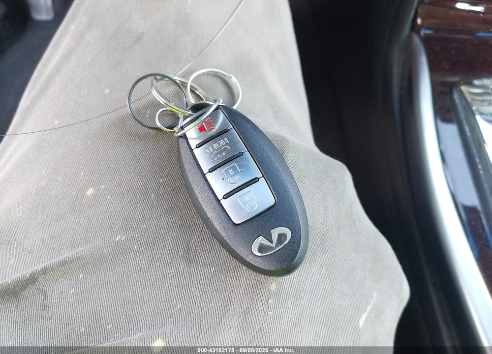 2013 INFINITI M37 VIN: JN1BY1AP5DM513684