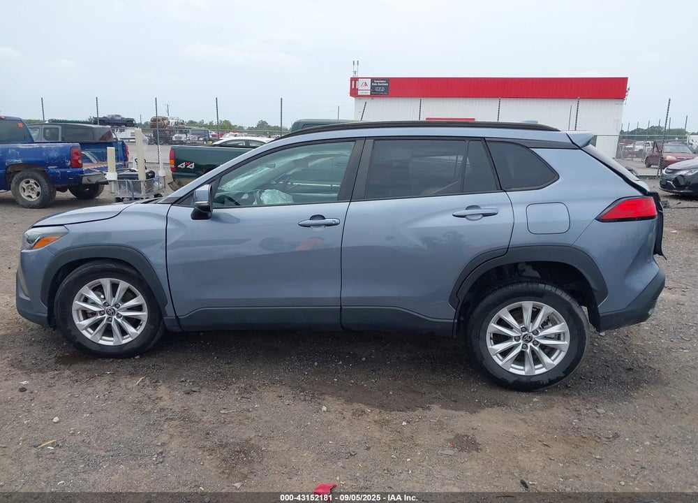 2022 TOYOTA COROLLA CROSS LE VIN: 7MUCAAAG5NV037129