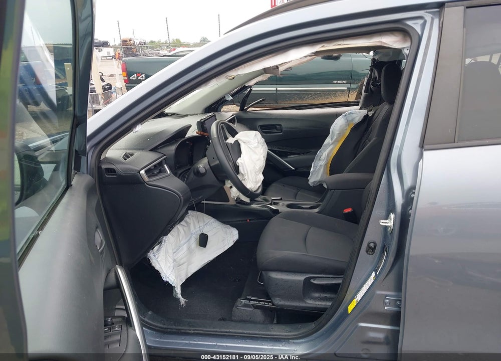 2022 TOYOTA COROLLA CROSS LE VIN: 7MUCAAAG5NV037129