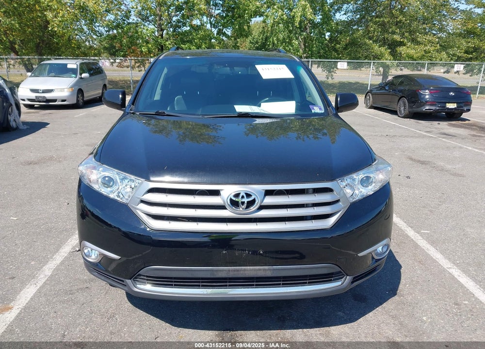 2013 TOYOTA HIGHLANDER SE V6 VIN: 5TDBK3EH8DS211713