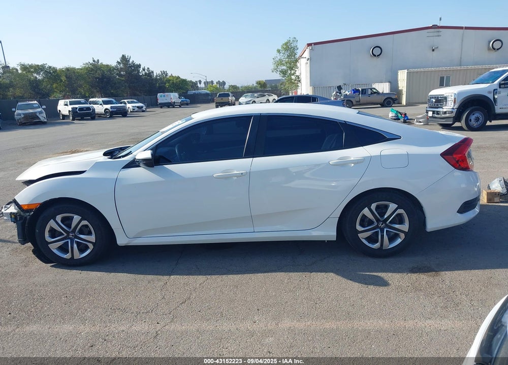 2016 HONDA CIVIC LX VIN: 2HGFC2F52GH535824