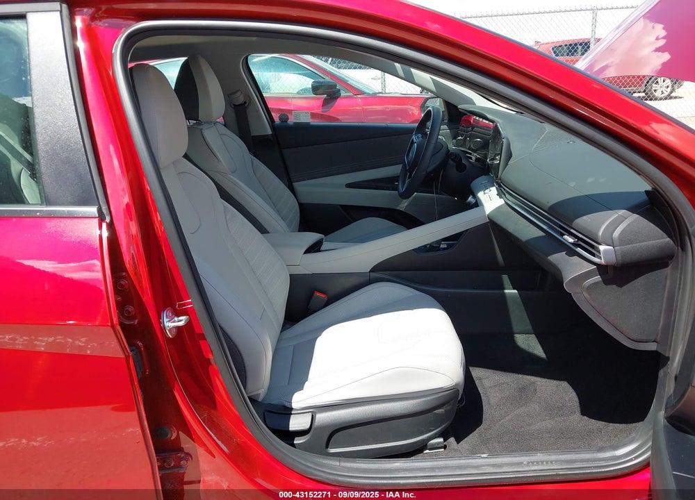 2025 HYUNDAI ELANTRA LIMITED VIN: KMHLP4DG9SU961260