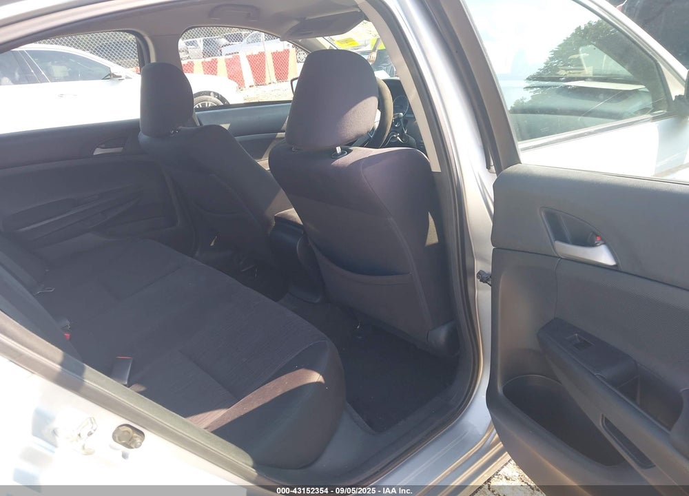2012 HONDA ACCORD 2.4 LX VIN: 1HGCP2F33CA243761