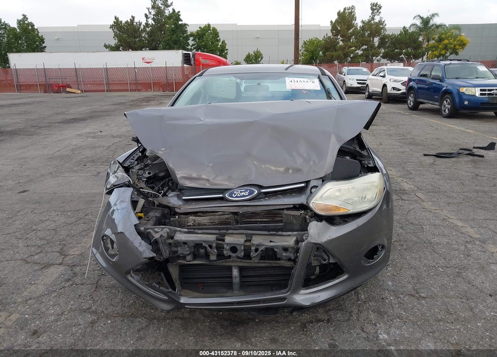 2014 FORD FOCUS VIN: 1FADP3E29EL374241