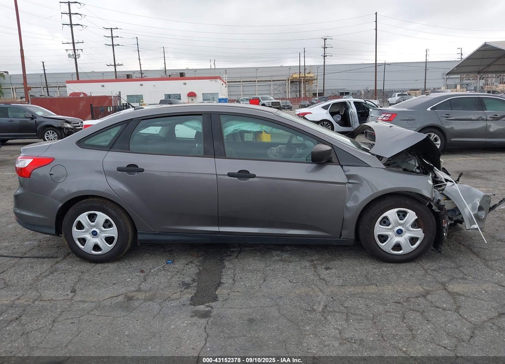 2014 FORD FOCUS VIN: 1FADP3E29EL374241