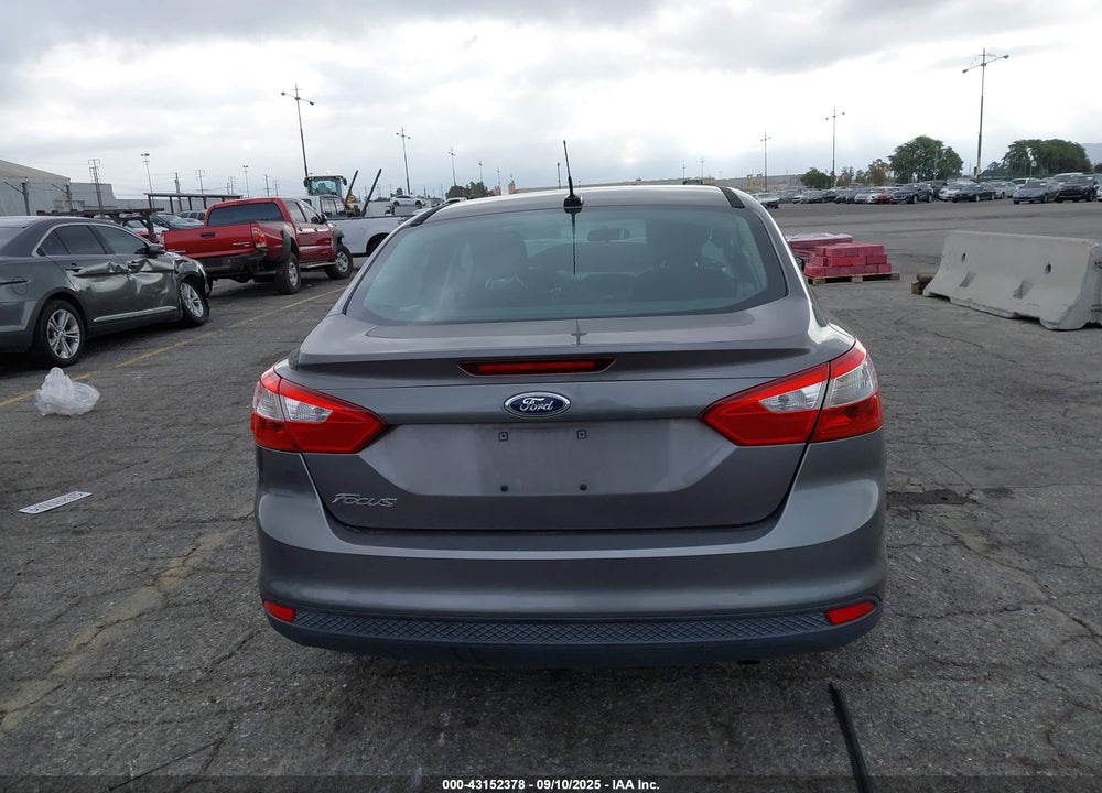 2014 FORD FOCUS VIN: 1FADP3E29EL374241