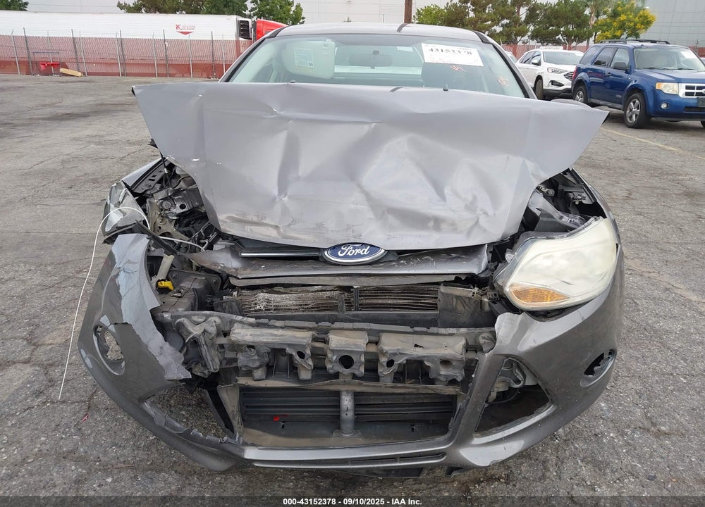 2014 FORD FOCUS VIN: 1FADP3E29EL374241