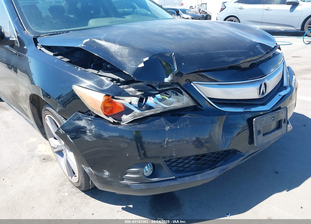 2014 ACURA ILX 2.0L VIN: 19VDE1F35EE014008