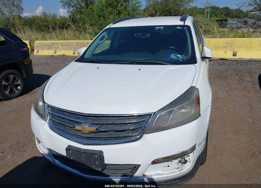 2017 CHEVROLET TRAVERSE VIN: 1GNKRGKD4HJ136202