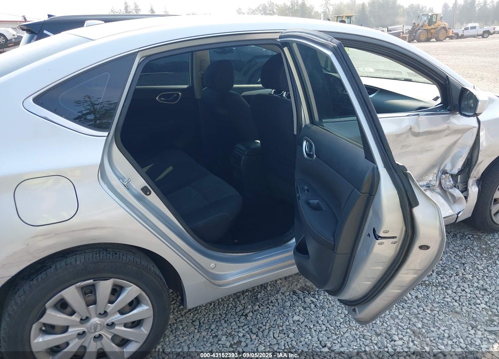 2015 NISSAN SENTRA VIN: 3N1AB7AP4FL659247