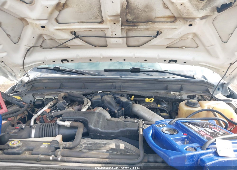 2011 FORD F-550 CHASSIS XL VIN: 1FDUF5HT4BEB78202