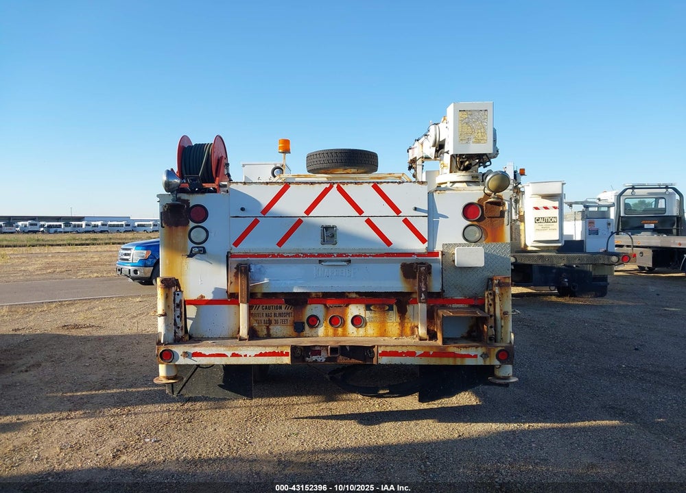 2011 FORD F-550 CHASSIS XL VIN: 1FDUF5HT4BEB78202