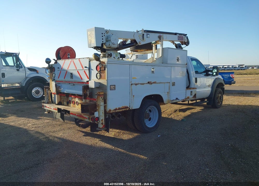 2011 FORD F-550 CHASSIS XL VIN: 1FDUF5HT4BEB78202