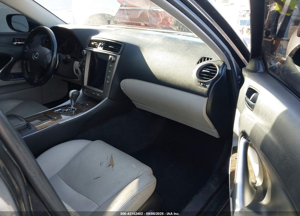 2009 LEXUS IS 250 VIN: JTHBK262295102664
