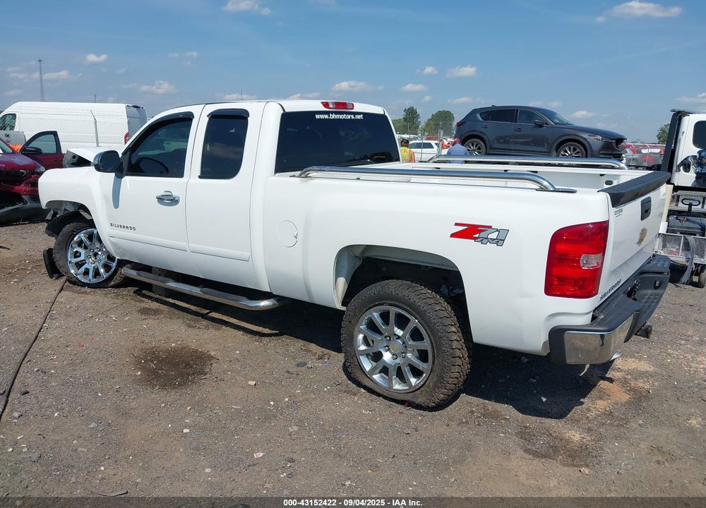 2013 CHEVROLET SILVERADO 1500 VIN: 1GCRKSE70DZ345985