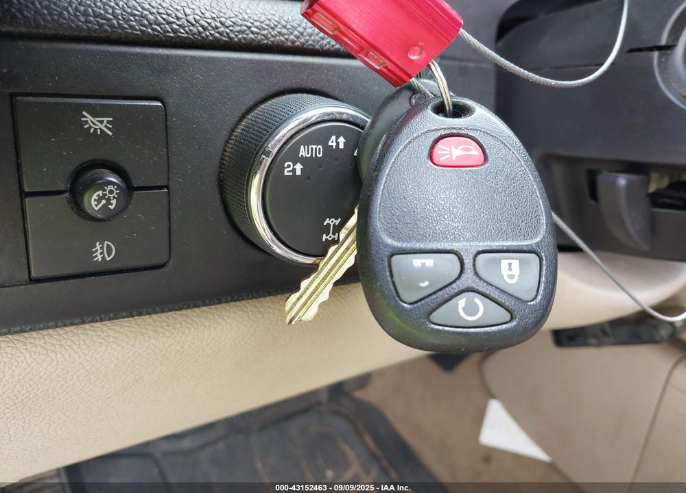 2007 CHEVROLET SILVERADO 1500 LTZ VIN: 2GCEK13M171576537