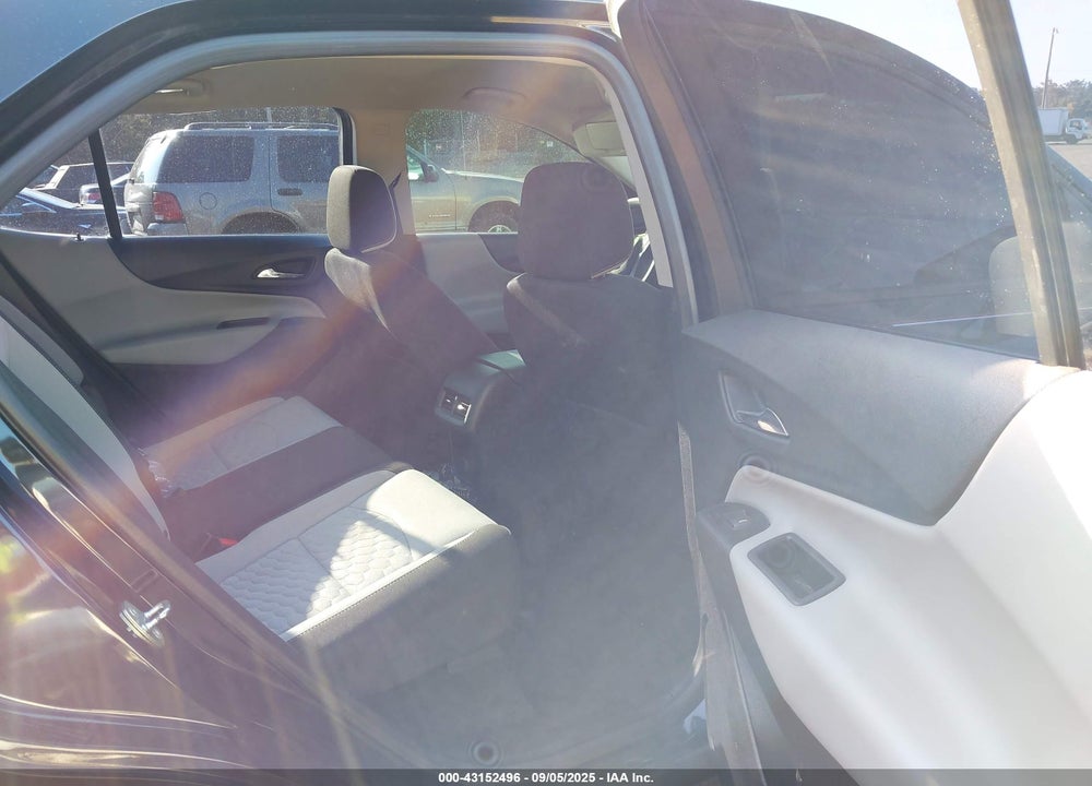 2018 CHEVROLET EQUINOX VIN: 2GNAXHEV5J6289640