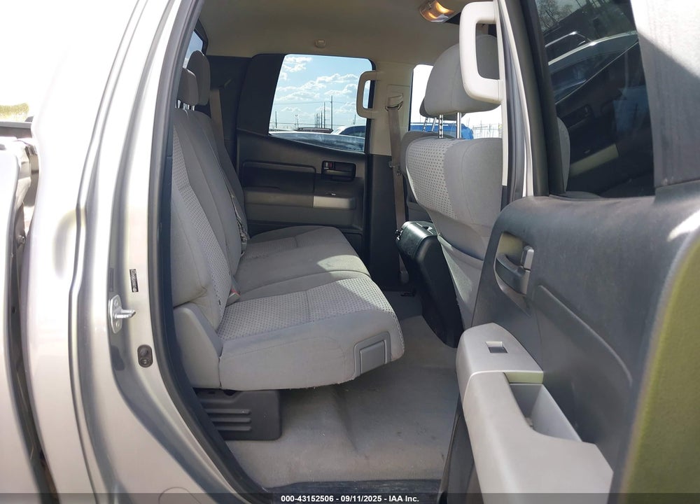 2008 TOYOTA TUNDRA SR5 5.7L V8 VIN: 5TBBV54158S493136