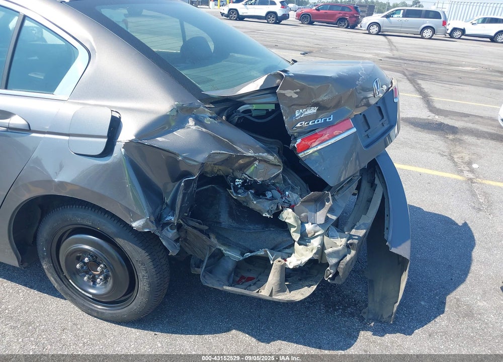 2011 HONDA ACCORD VIN: 1HGCP2F34BA094968