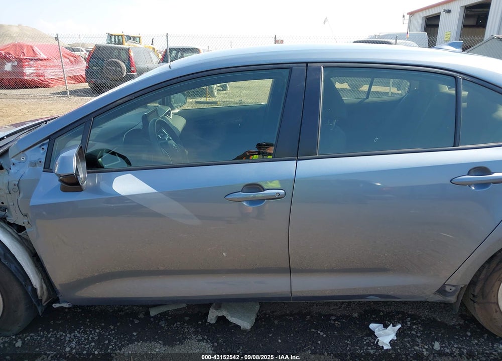 2022 TOYOTA COROLLA VIN: JTDEAMDE2NJ045393