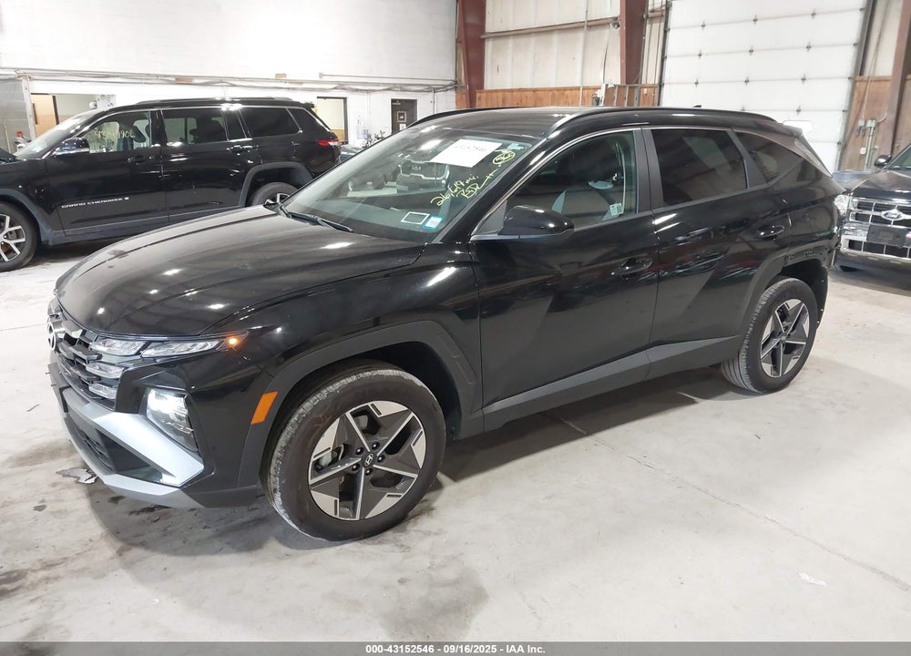 2025 HYUNDAI TUCSON VIN: KM8JBCDE8SU375065