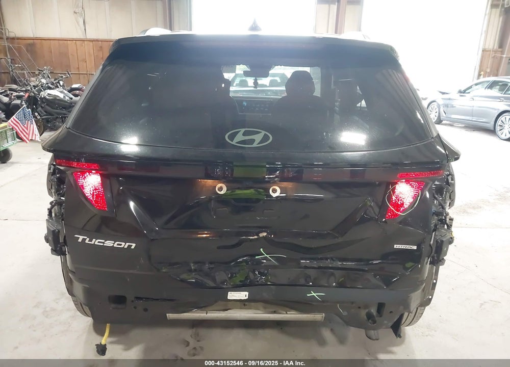 2025 HYUNDAI TUCSON VIN: KM8JBCDE8SU375065