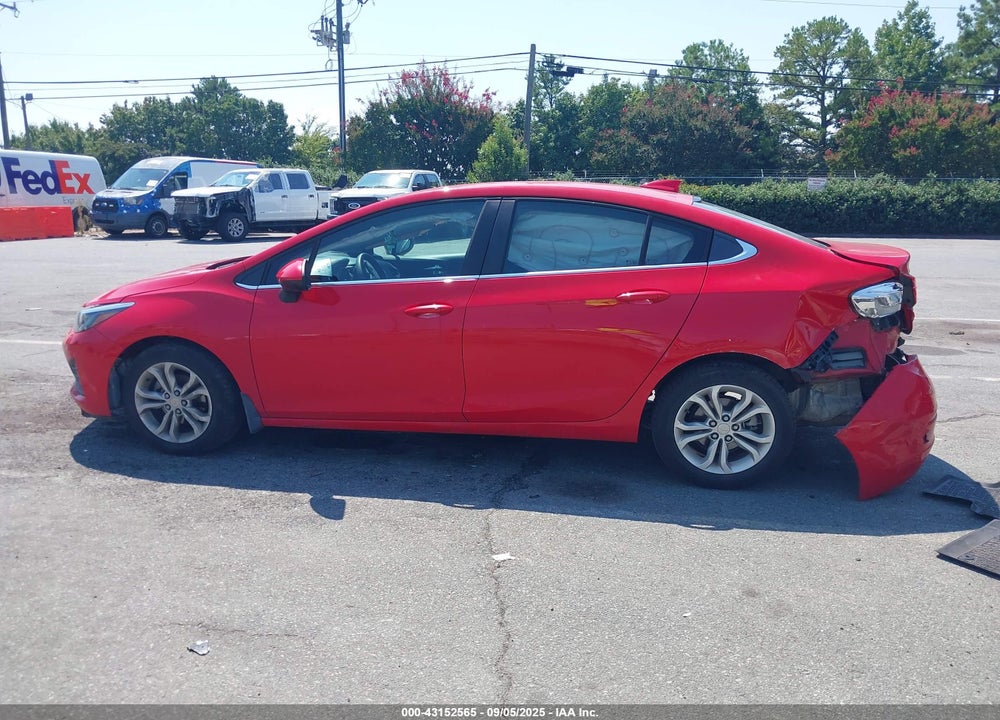 2019 CHEVROLET CRUZE LT VIN: 1G1BE5SM0K7105650