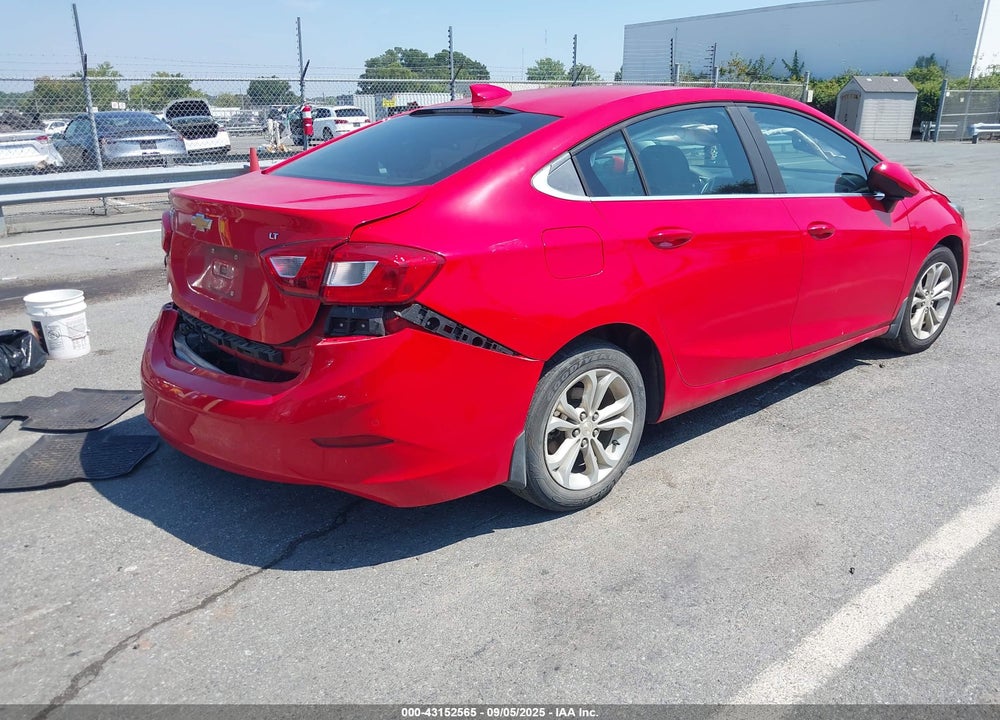 2019 CHEVROLET CRUZE LT VIN: 1G1BE5SM0K7105650