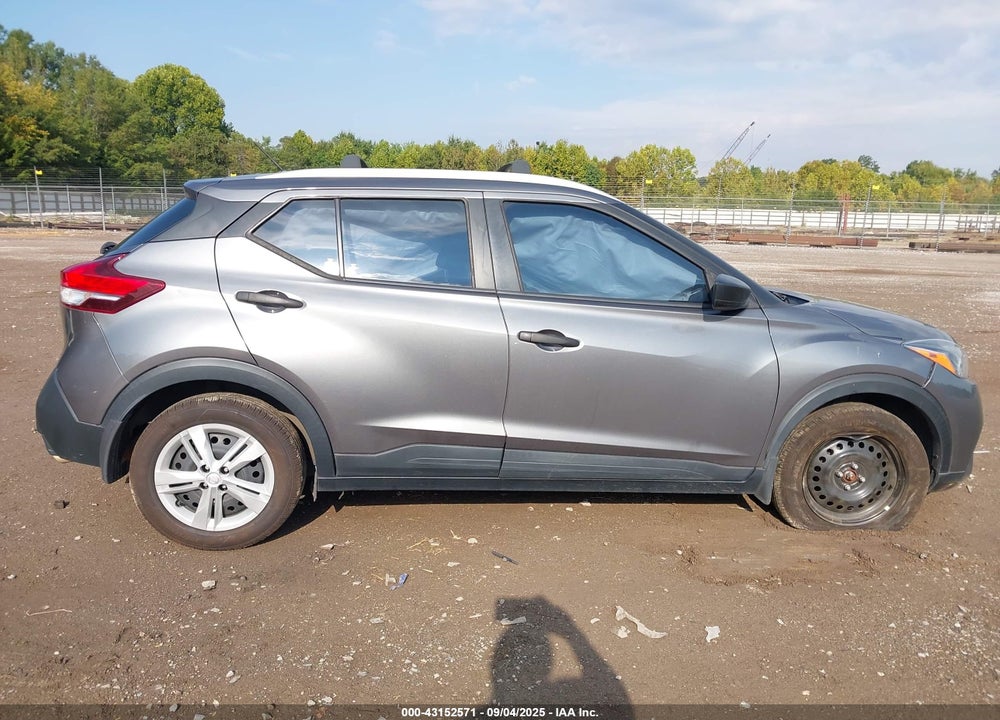 2018 NISSAN KICKS VIN: 3N1CP5CU3JL530670